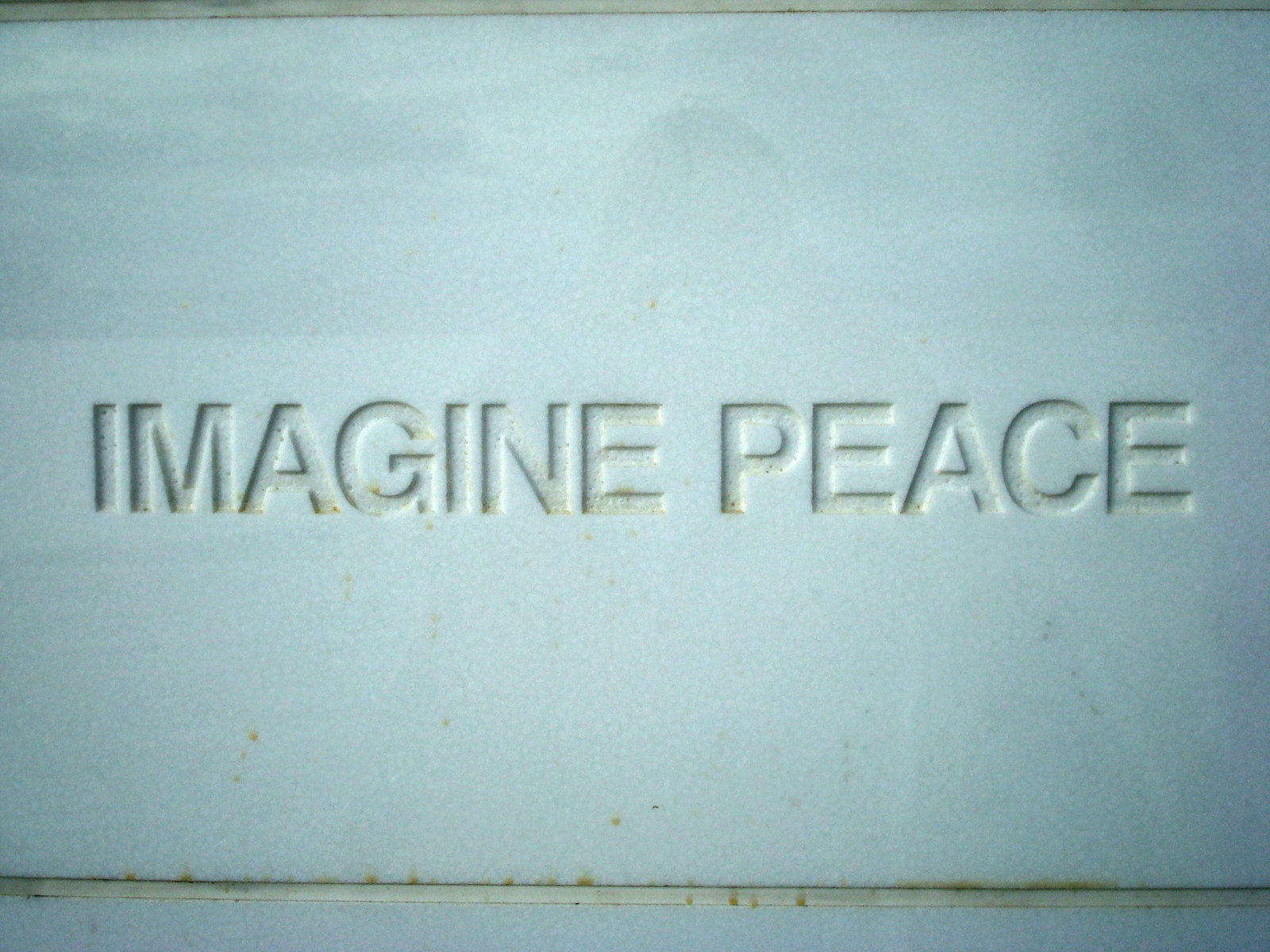 Imagine peace