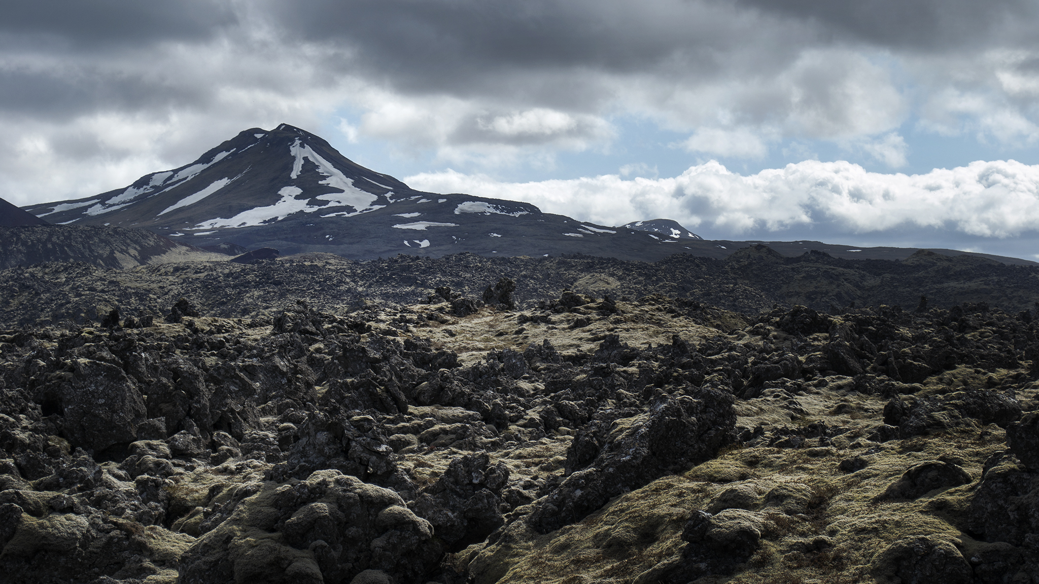 冰島斯奈山半島熔岩地