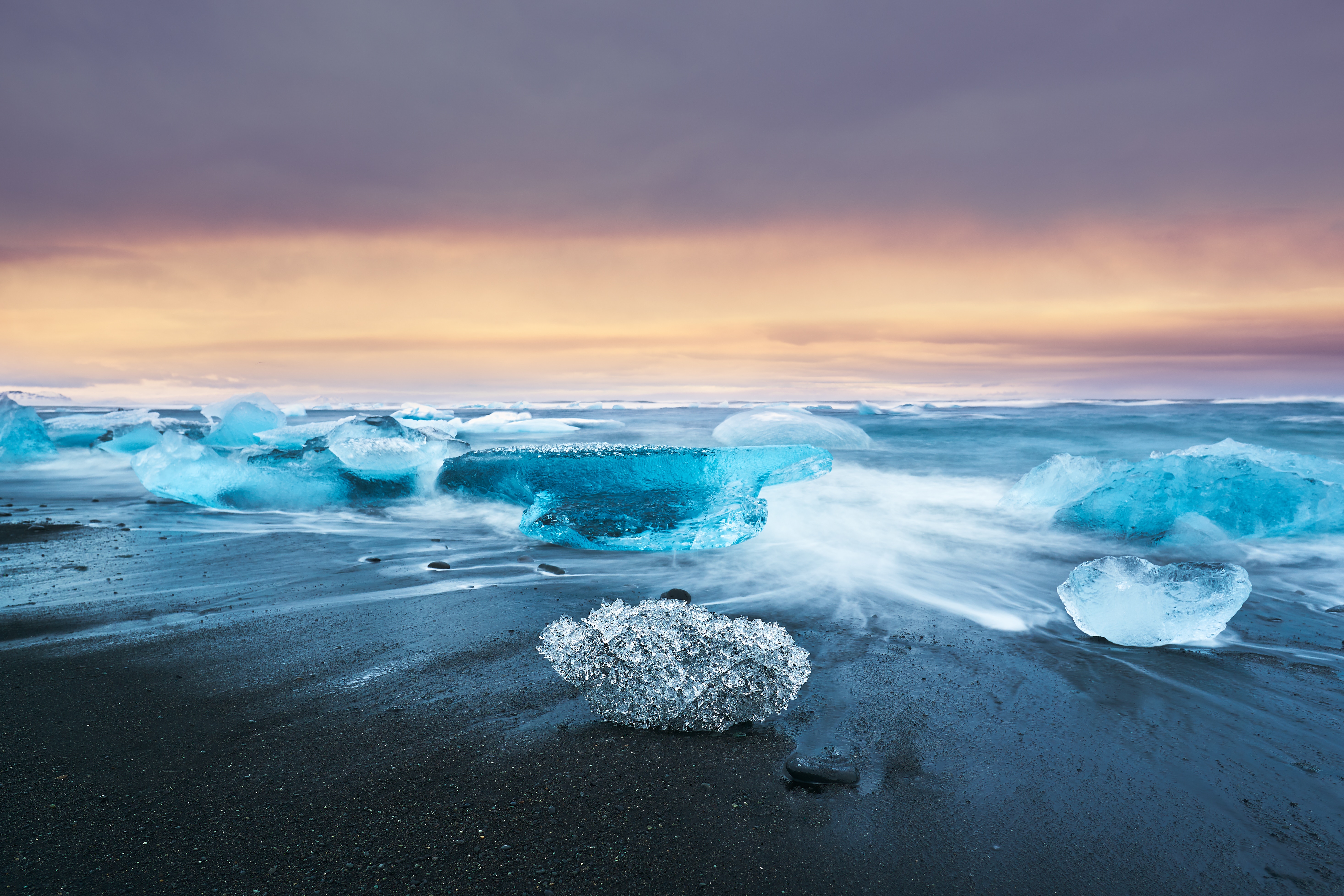 冰岛钻石沙滩壁纸图片