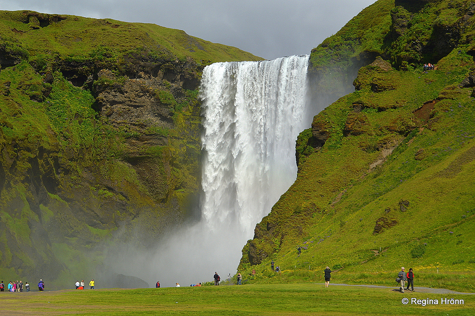 The Beautiful Waterfalls Of South-Iceland; Seljalandsfoss, Skógafoss ...