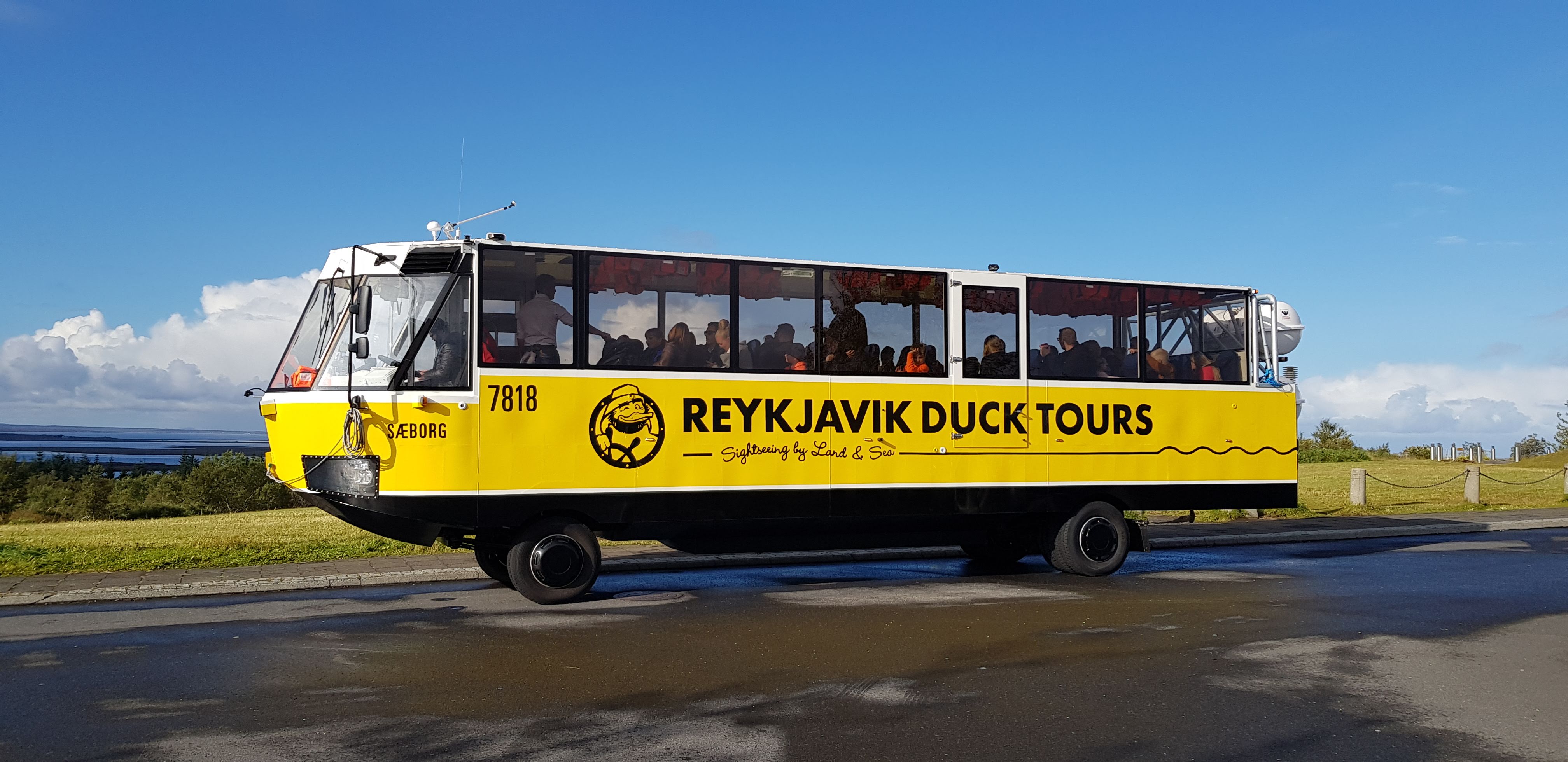 duck boat bus tour